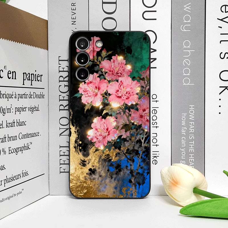 غطاء هاتف بتصميم زهرة الكركديه - مراجعة Oppo Reno 12 وسعره